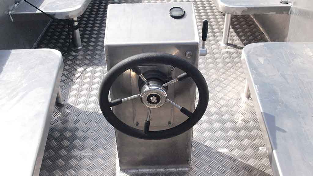 Interieur elektrische sloep