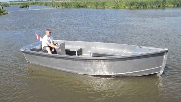 Stel jouw E-sloep 530 samen